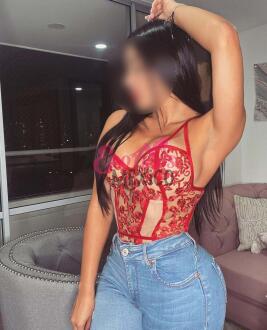 QUIERES CONOCERME SOY UNA SCORT MUY COMPLACIENTE